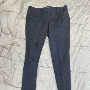 NWOT Old Navy Charcoal Grey Pixie Pants 10